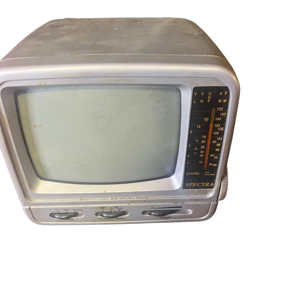 Spectra 5” Portable B&W Television TV  Radio 52-Bw vintage